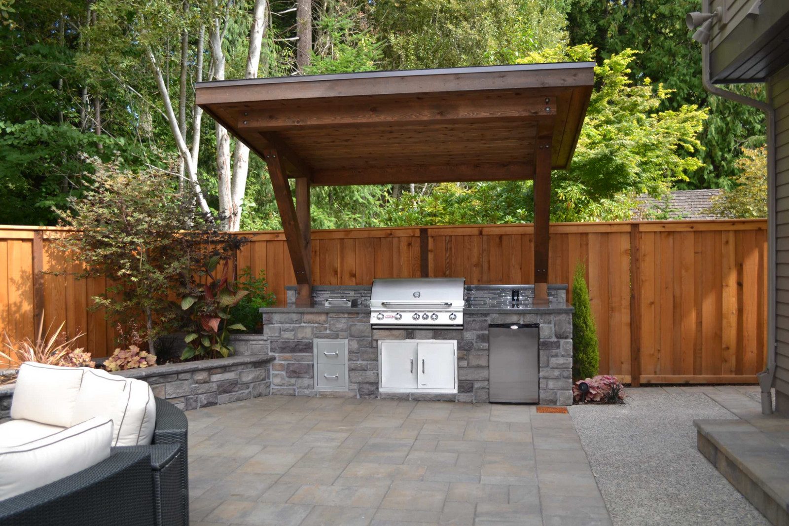 Outdoor Kitchen